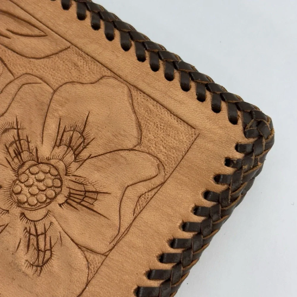 VTG Tooled Leather Western Whip Stitch Men's Wallet Hand Crafted Bifold Brown